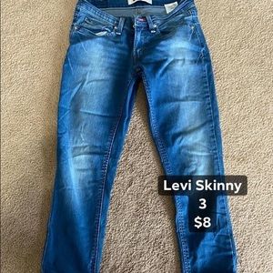 Levi skinny jeans